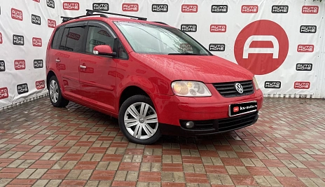 Volkswagen Touran, 2004г., передний привод, робот