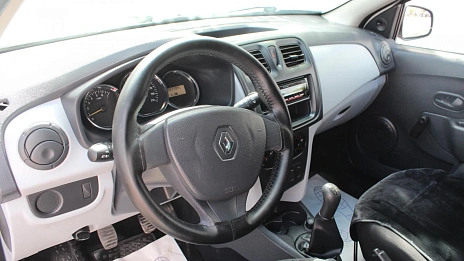 Renault Sandero, 2014г., передний привод, механика