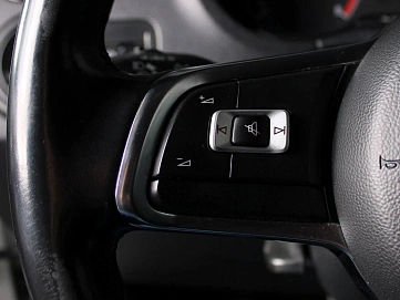 Volkswagen Polo, 2018г., передний привод, автомат