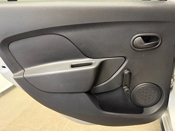 Renault Sandero, 2016г., передний привод, механика