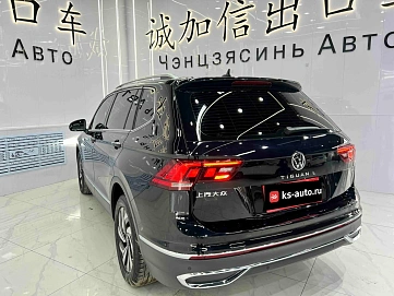 Volkswagen Tiguan, 2022г., передний привод, робот