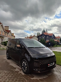 Hyundai Staria, 2024г, полный привод, автомат