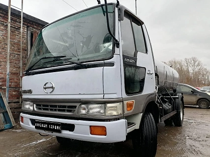 Hino Series 300, 1990г