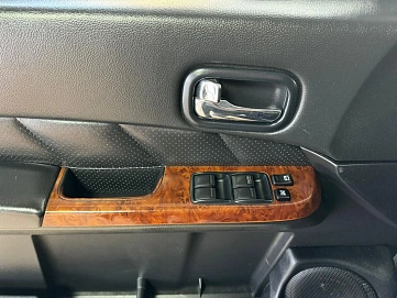 Nissan Patrol, 2004г., полный привод, автомат