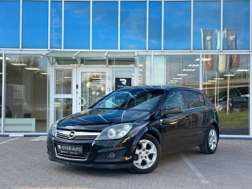 Opel Astra, 2008г., передний привод, автомат