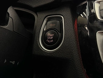 BMW 3 серии, 2016г., полный привод, автомат