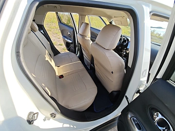 Nissan Juke, 2012г., передний привод, вариатор