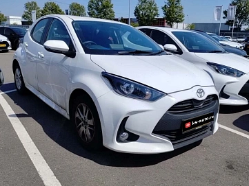 Toyota Yaris Cross, 2024г, передний привод, вариатор