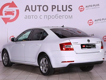 Skoda Octavia, 2019г., передний привод, робот