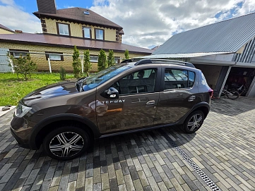 Renault Sandero, 2018г, передний привод, вариатор