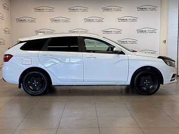 Lada (ВАЗ) Vesta, 2018г., передний привод, механика