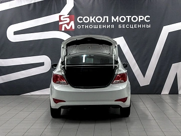 Hyundai Solaris, 2015г., передний привод, автомат