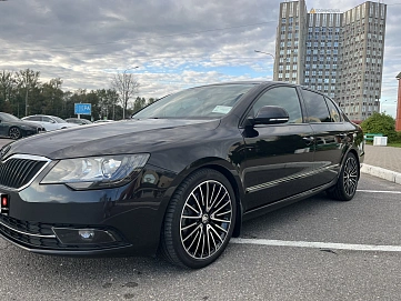 Skoda Superb, 2013г., передний привод, робот