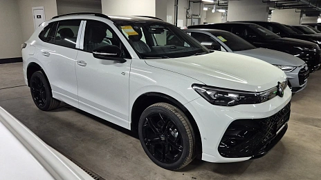Volkswagen Tiguan, 2026г., полный привод, робот