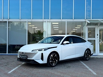 Changan Lamore, 2024г., передний привод, робот