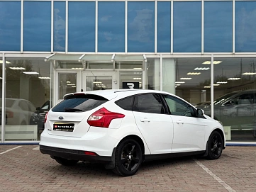 Ford Focus, 2012г., передний привод, робот