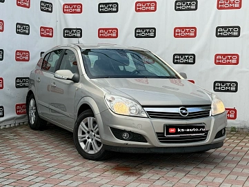 Opel Astra, 2008г., передний привод, механика
