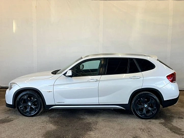 BMW X1, 2011г., полный привод, автомат