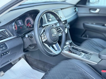 Kia Optima, 2018г., передний привод, автомат