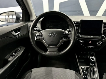 Hyundai Solaris, 2021г., передний привод, автомат