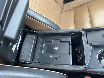 Lexus NX, 2016г., полный привод, вариатор