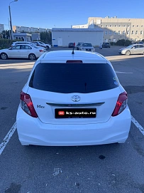 Toyota Vitz, 2012г., передний привод, вариатор