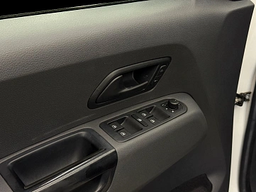 Volkswagen Amarok, 2015г., полный привод, механика
