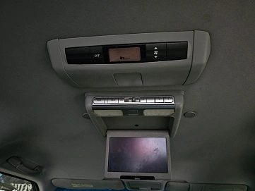 Honda Elysion, 2009г., передний привод, автомат