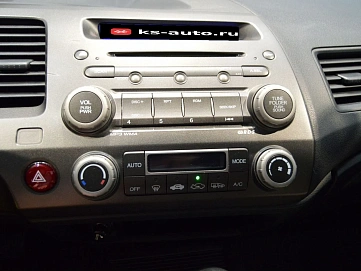 Honda Civic, 2011г., передний привод, автомат