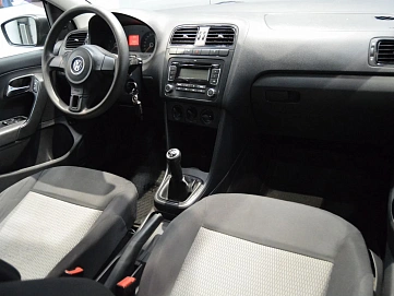 Volkswagen Polo, 2011г., передний привод, механика