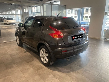Nissan Juke, 2011г., передний привод, вариатор