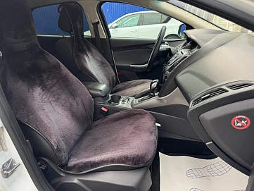 Ford Focus, 2012г., передний привод, робот