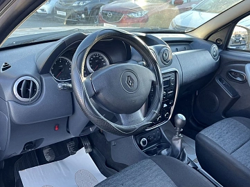 Renault Duster, 2013г, полный привод, механика