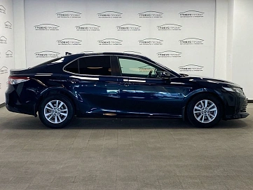 Toyota Camry, 2018г., передний привод, автомат