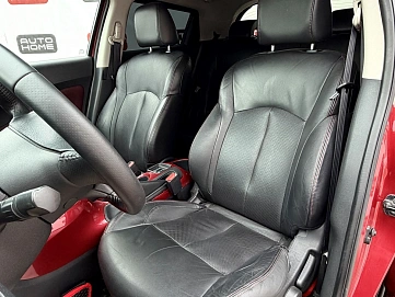 Nissan Juke, 2012г., передний привод, вариатор