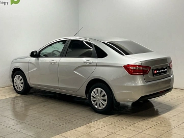 Lada (ВАЗ) Vesta, 2016г, передний привод, механика