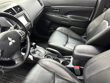 Mitsubishi ASX, 2012г., передний привод, вариатор