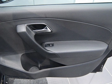Volkswagen Polo, 2011г., передний привод, механика