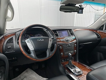 Infiniti QX80, 2017г., полный привод, автомат