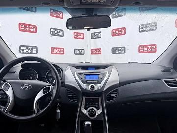 Hyundai Elantra, 2011г., передний привод, механика
