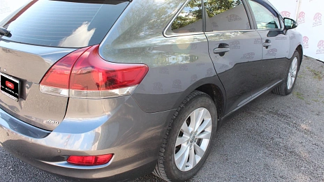 Toyota Venza, 2013г., передний привод, механика