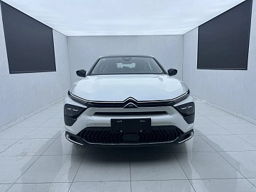 Citroen C5 X, 2025г, передний привод, автомат