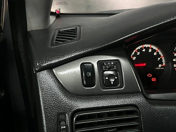 Mitsubishi Lancer, 2006г., передний привод, механика