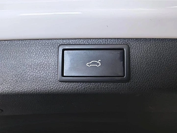 Skoda Karoq, 2022г., передний привод, автомат