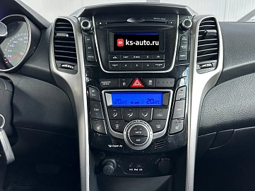 Hyundai i30, 2013г., передний привод, автомат