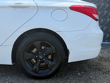 Hyundai i40, 2014г., передний привод, автомат