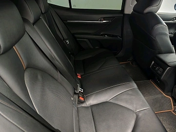 Toyota Camry, 2019г., передний привод, автомат