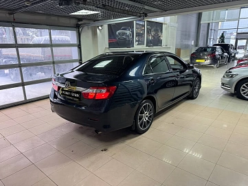 Toyota Camry, 2011г., передний привод, автомат