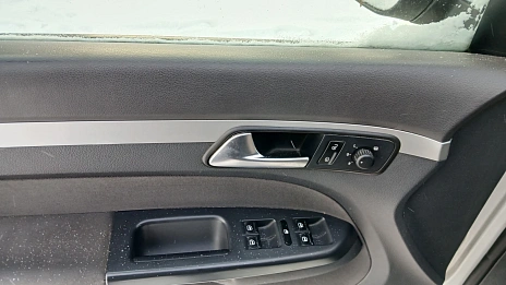 Volkswagen Touran, 2012г., передний привод, робот