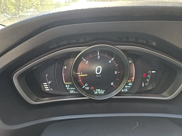 Volvo V40, 2014г., передний привод, робот